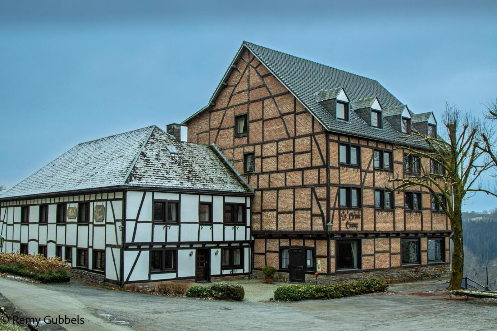 Hotel Grand-Champ Malmedy Exteriör bild